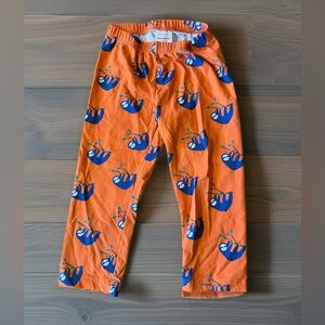 Hanna Andersson Sloth Print Capri Pants – Size 10 (140 cm)